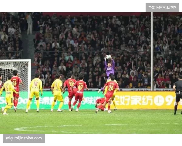 南通队门将蔡天龙多次化解威胁射门，成为零封对手关键因素